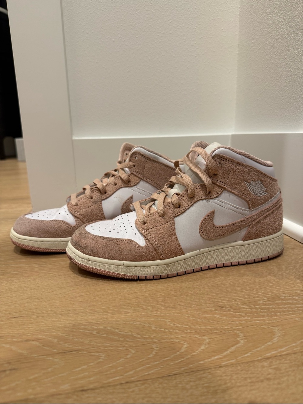 Nike Kids Mid-Top Sneakers in Blush Pink and White